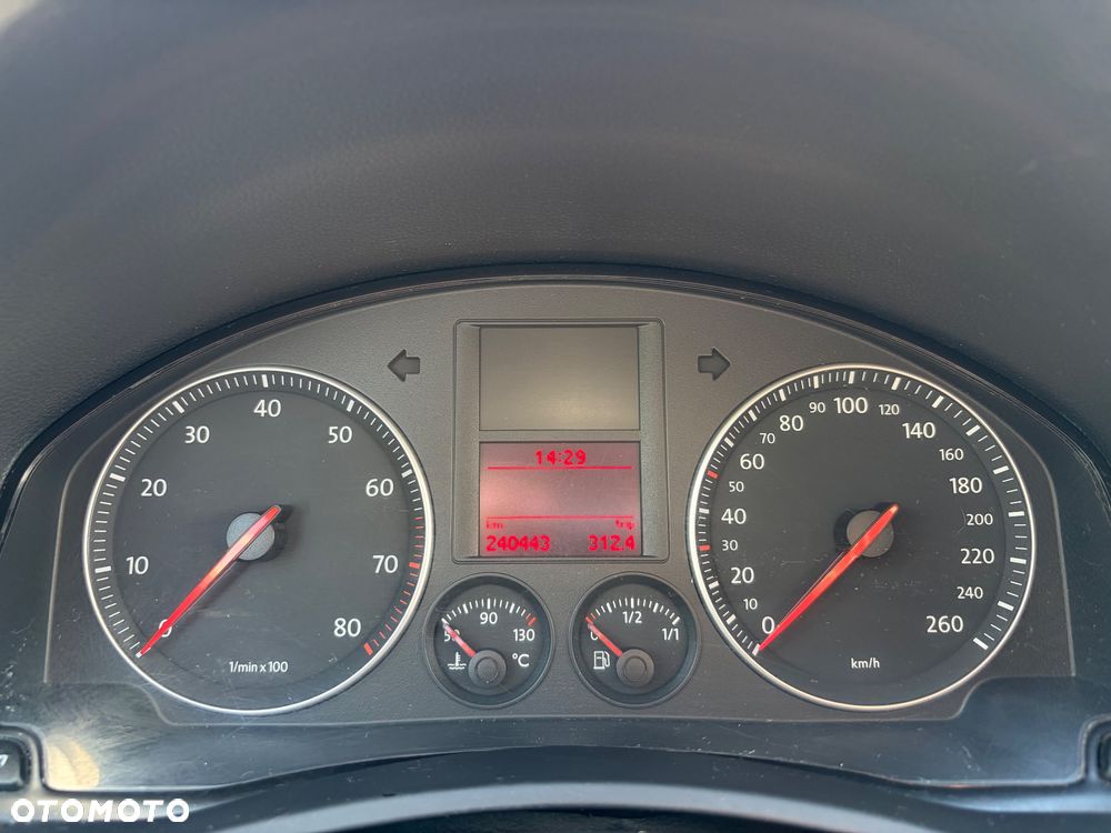 Volkswagen Golf 1.6 Comfortline - 19