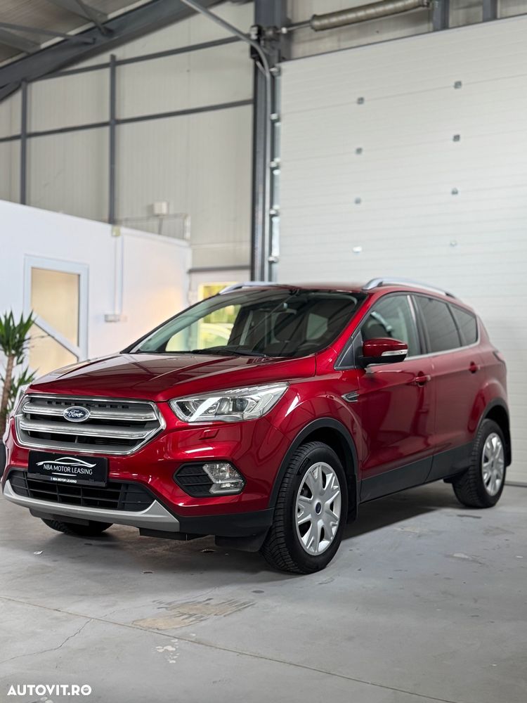 Ford Kuga 1.5 EcoBoost 2x4 Cool & Connect - 1