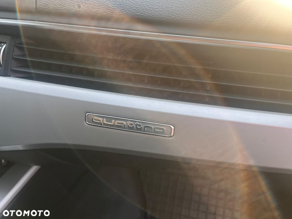 Audi A4 Avant 2.0 TDI S tronic quattro - 19