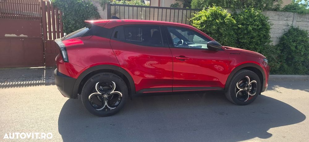Alfa Romeo Junior 1.2 FWD eDCT6 MHEV Ibrida Speciale - 4