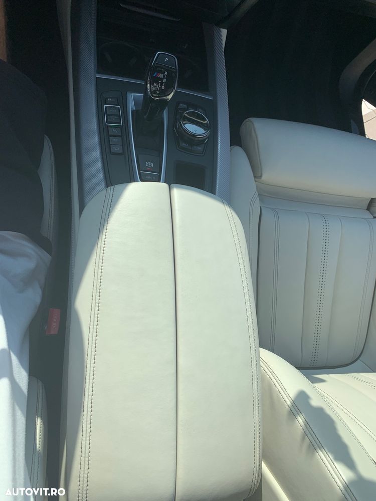 BMW X5 M M50d - 11