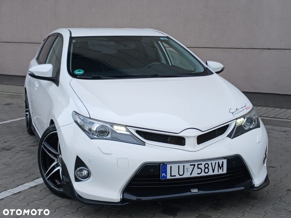 Toyota Auris 1.6 Valvematic Life - 9