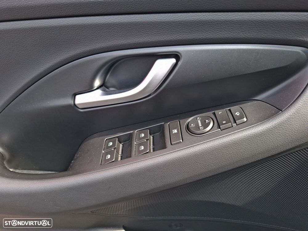 Hyundai i30 SW 1.0 T-GDi Style Plus - 19