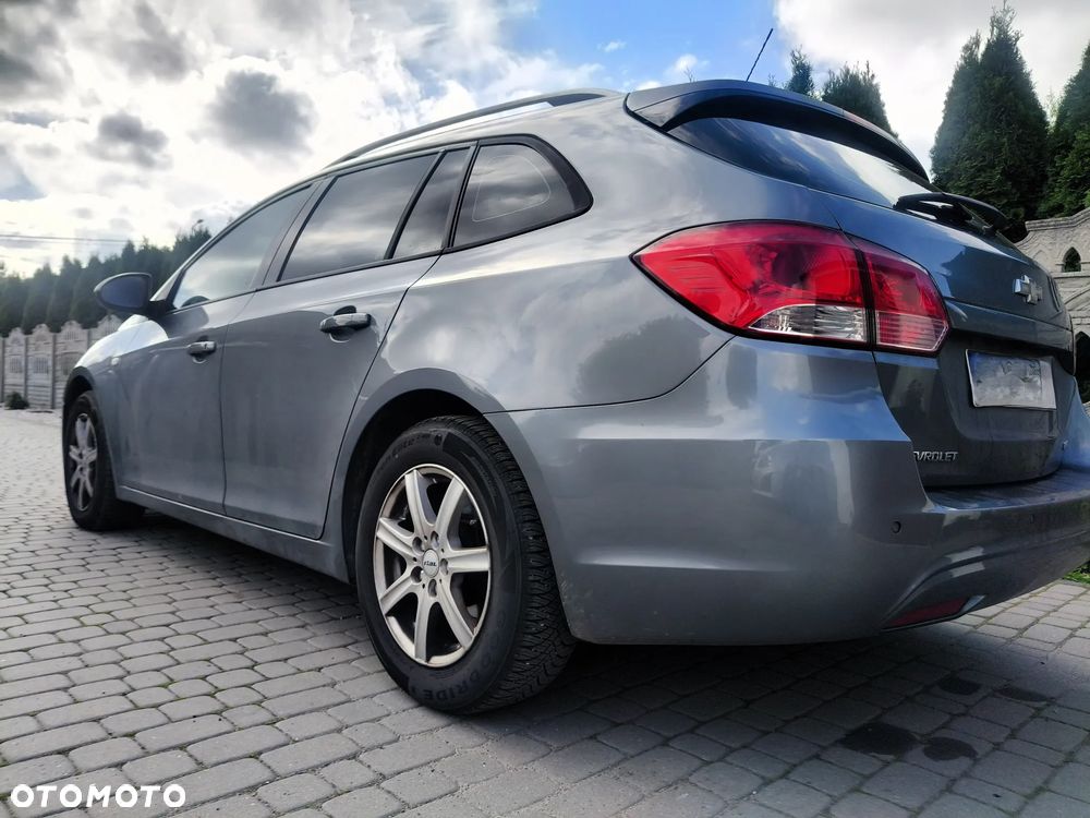 Chevrolet Cruze 1.7 D LT+ - 11