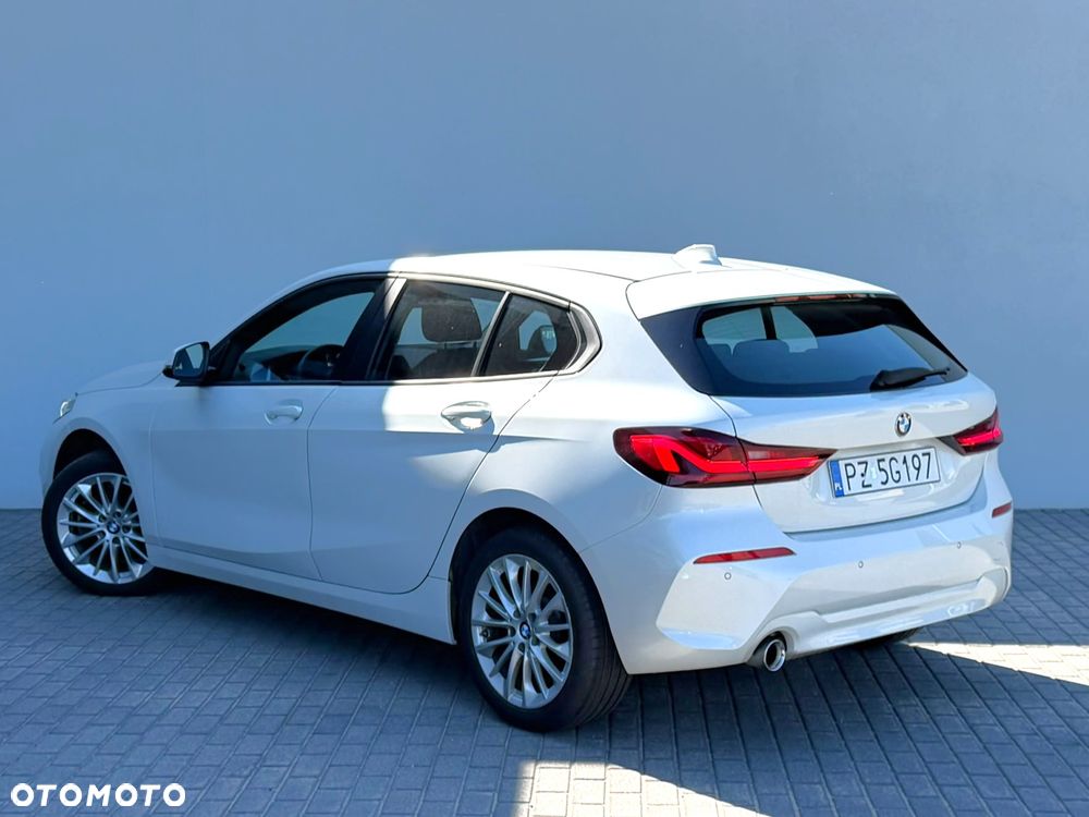 BMW Seria 1 118i - 6