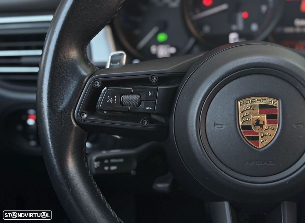 Porsche Macan - 10