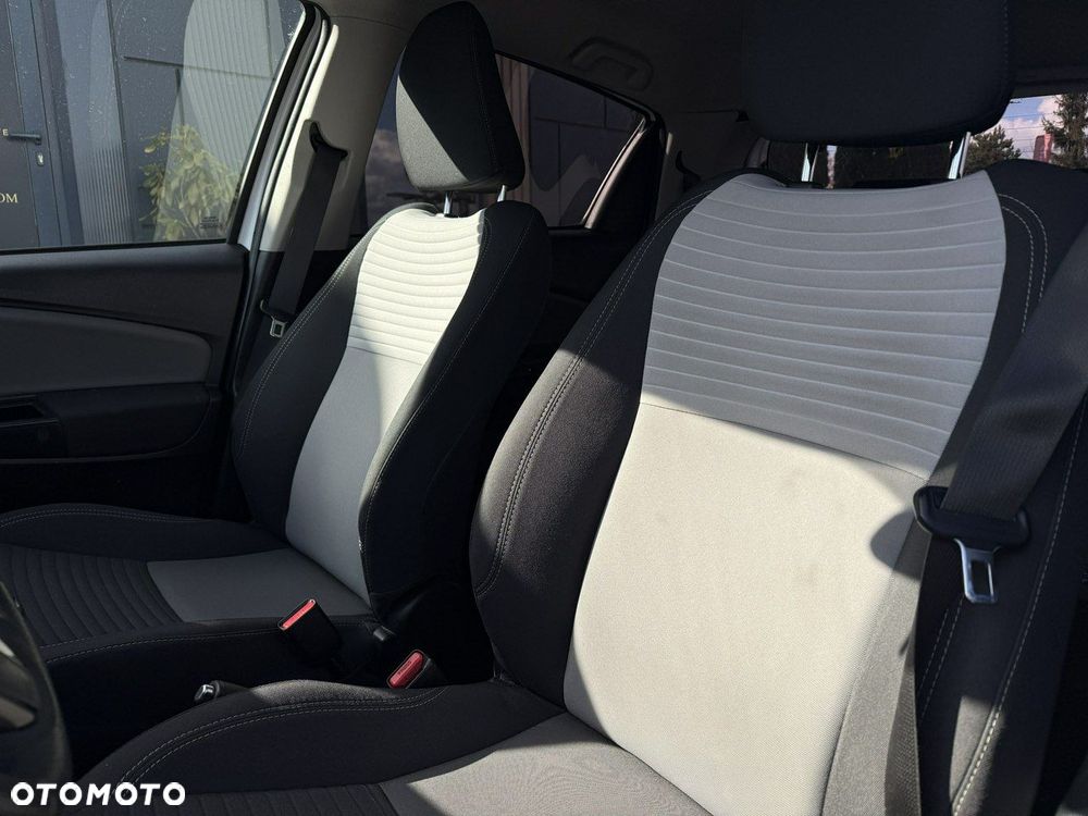 Toyota Yaris 1.5 Premium - 8