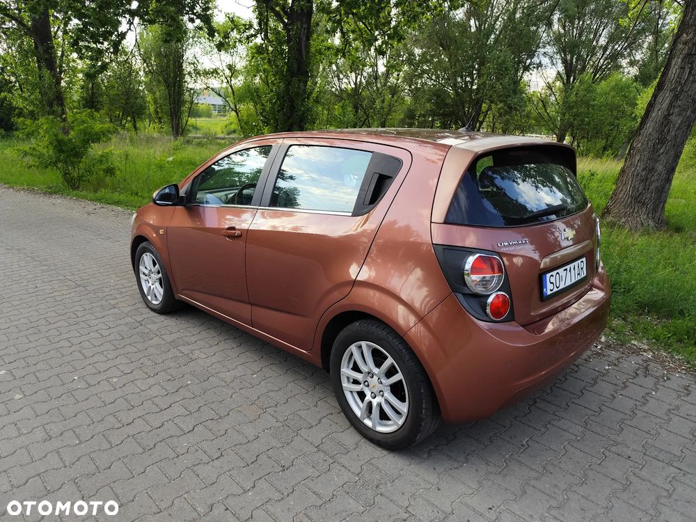 Chevrolet Aveo 1.6 LTZ - 4