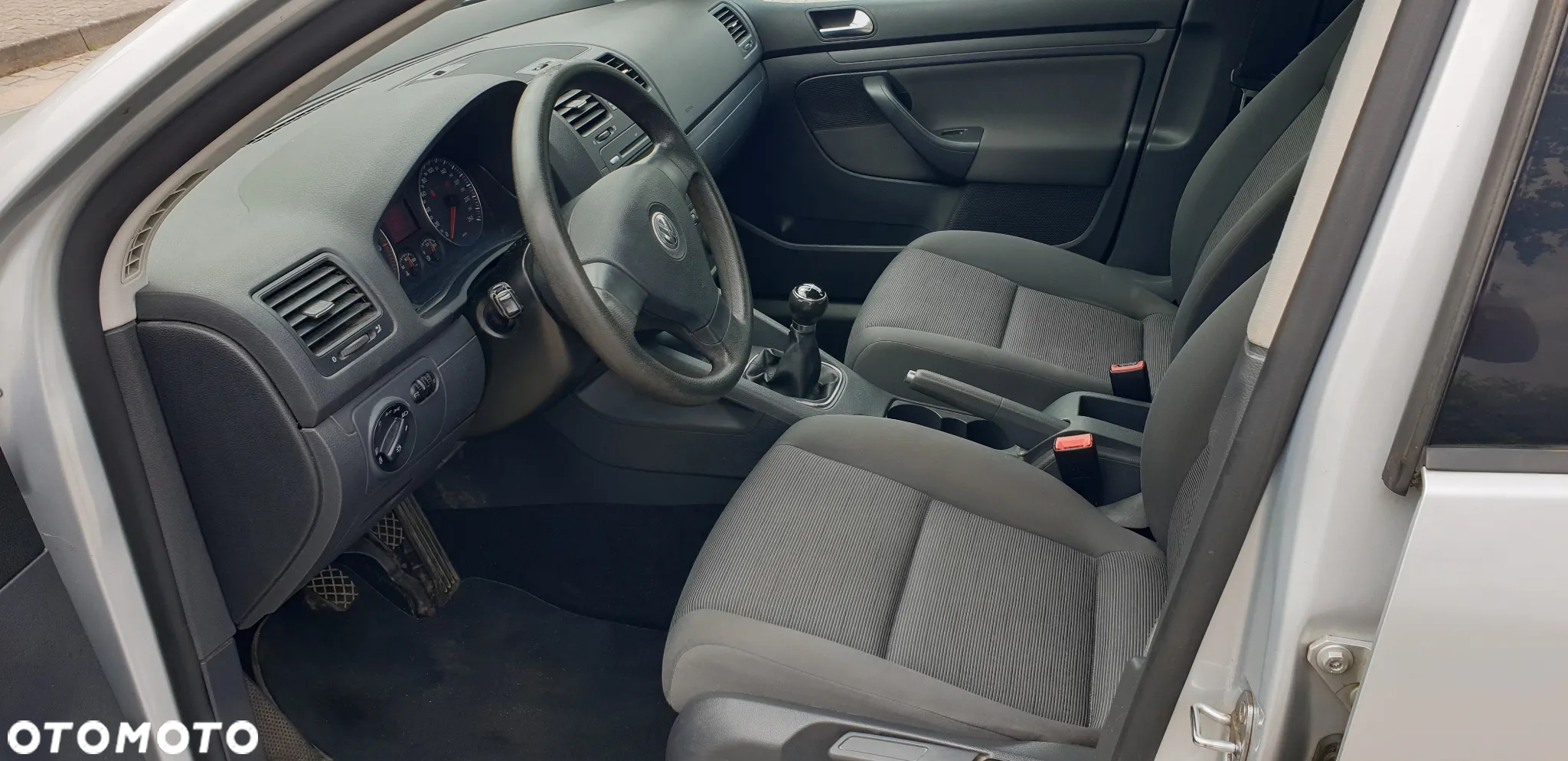 Volkswagen Golf 1.9 TDI DPF Edition - 13