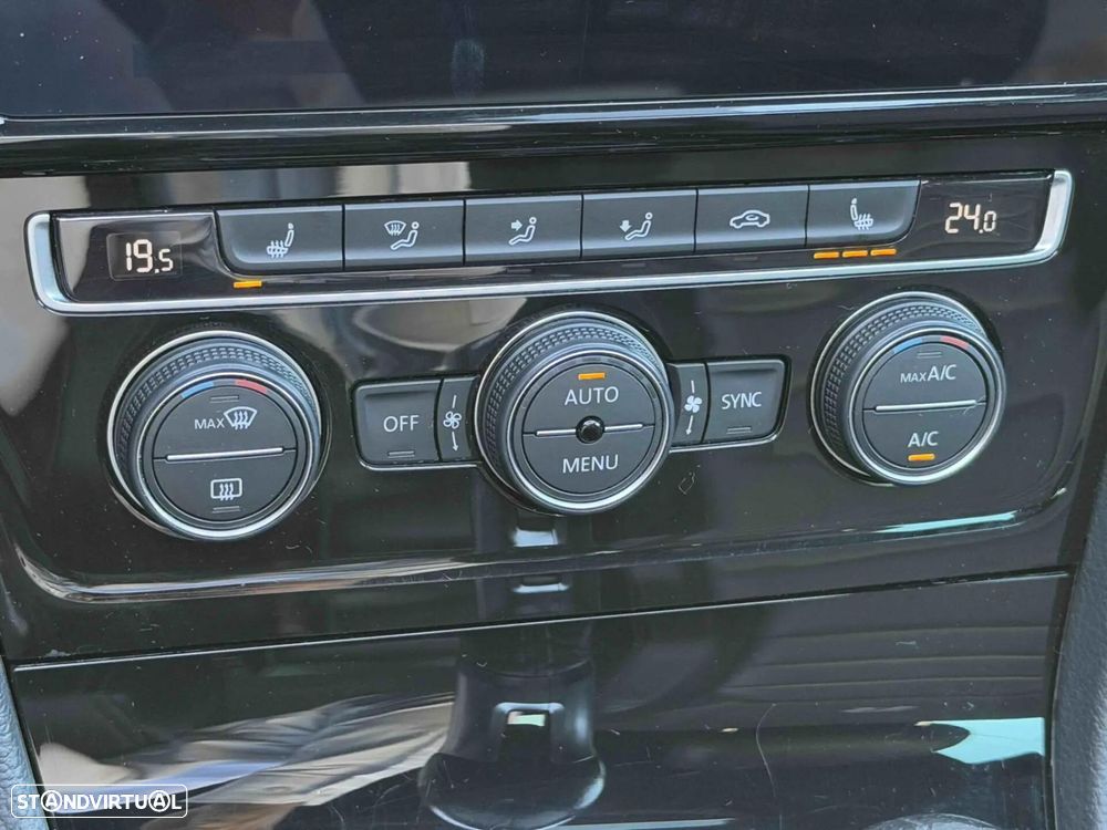 VW Golf R 4Motion (BlueMotion ) - 57