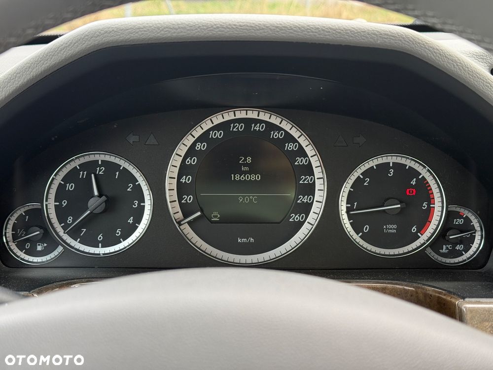 Mercedes-Benz Klasa E 220 CDI BlueEff Elegance - 14