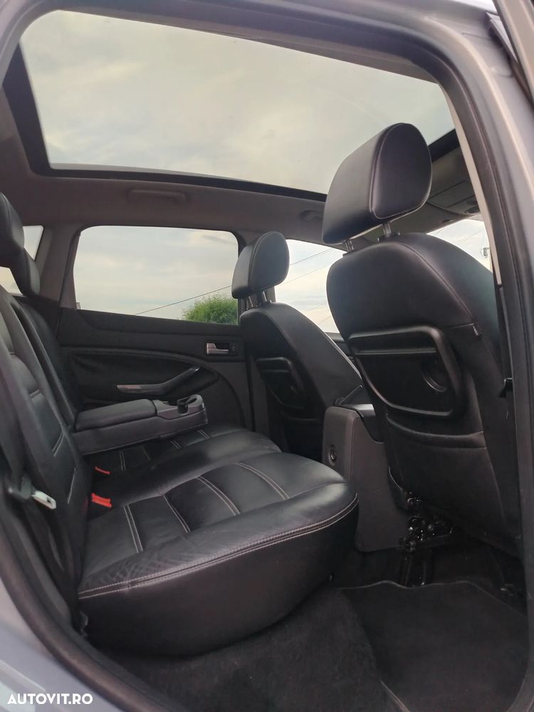 Ford Kuga 2.0 TDCi 4x4 Titanium - 6