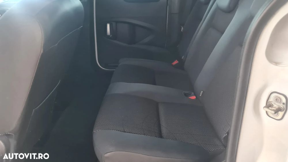 Peugeot Partner - 15