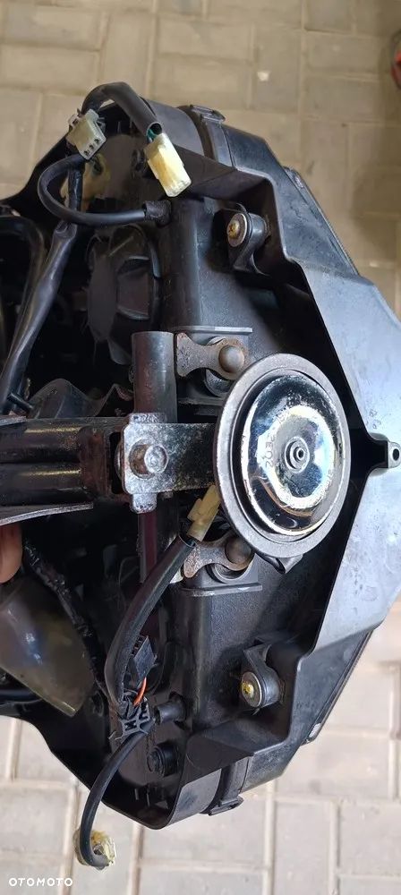 HONDA CBF 1000 LICZNIK ZEGARY WYPEŁNIENIE OWIEWKA BOK ZEGARY - 19