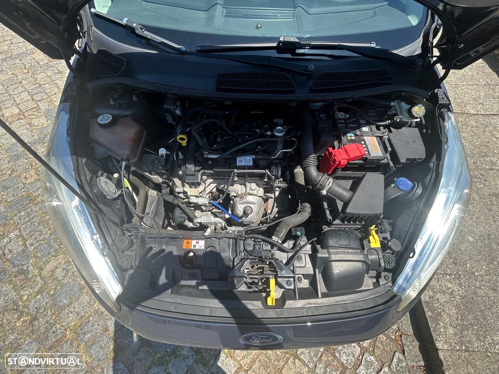 Ford Fiesta 1.0 Ti-VCT Titanium - 24