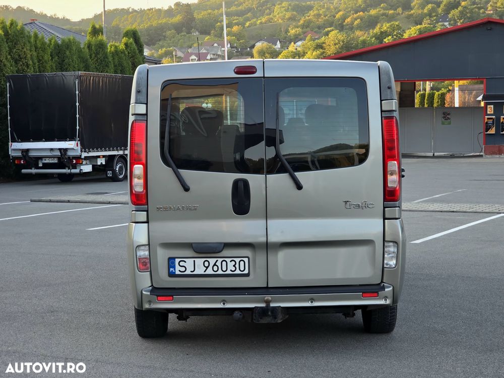 Renault Trafic Passenger L1H1 Authentique - 16