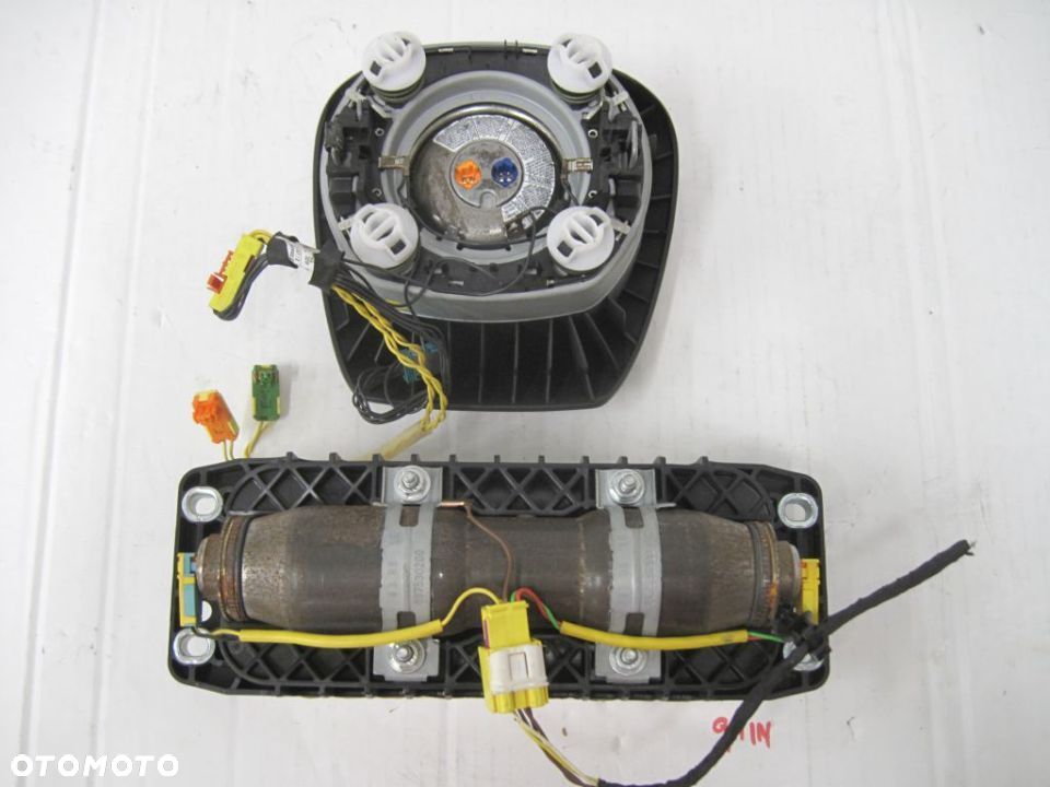 VW PHAETON LIFT 11- PODUSZKA KIEROWCA PASAŻER PASY 3D0880201DD - 2