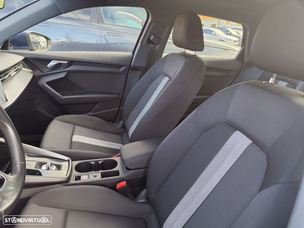 Audi A3 Sportback 30 TFSI Advanced S tronic - 25