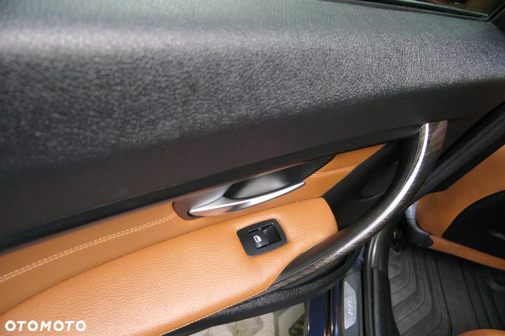 BMW Seria 3 320d Efficient Dynamics Edition Luxury Line - 25