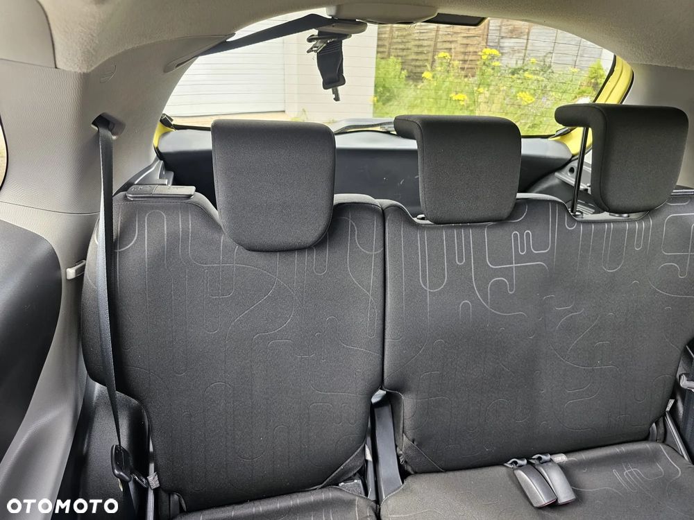 Toyota Yaris 1.33 Sol - 30