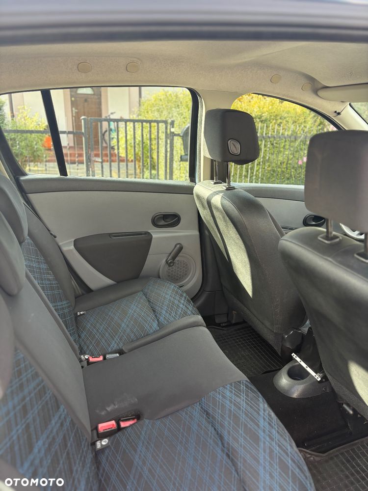 Renault Clio 1.2 16V Expression - 17