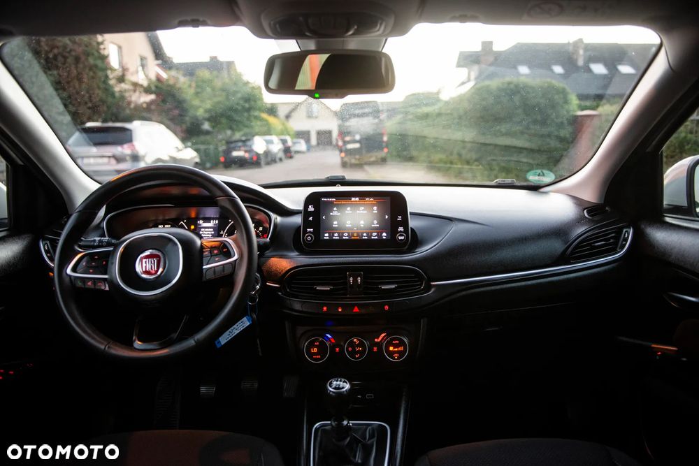 Fiat Tipo 1.4 T-Jet Lounge - 29