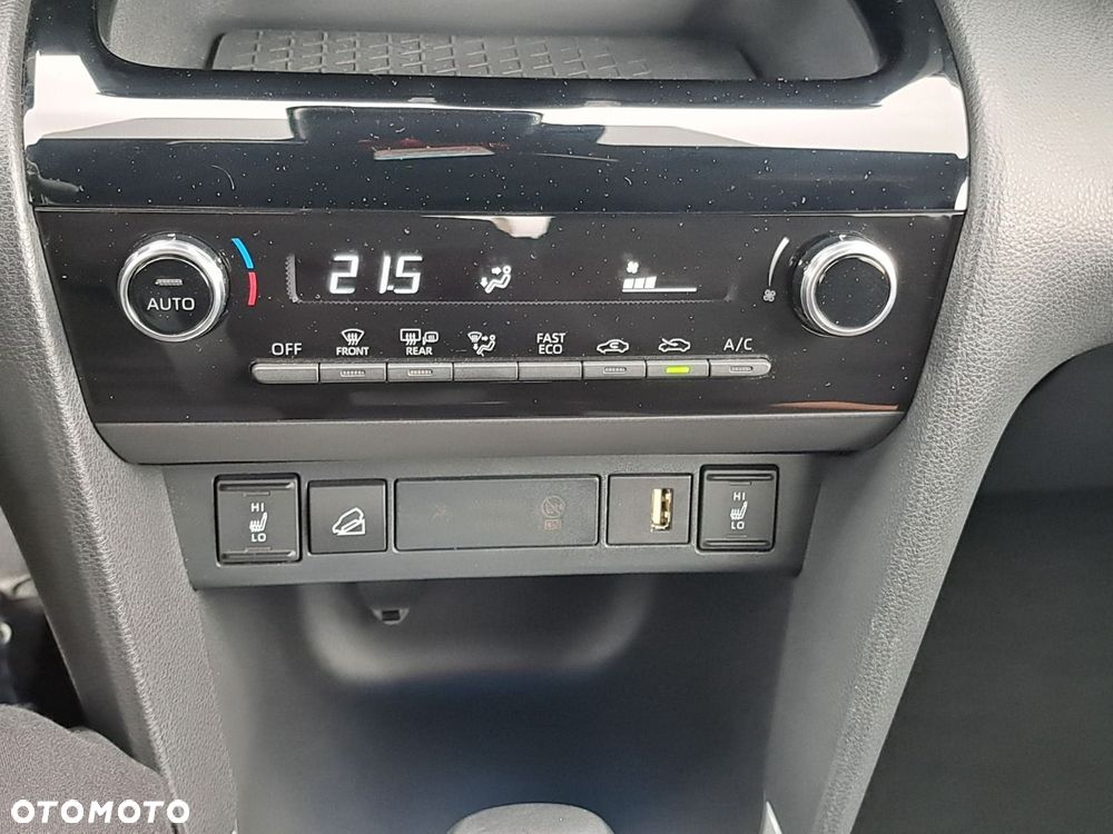 Toyota Yaris Cross Hybrid 1.5 Comfort 4x4 - 14