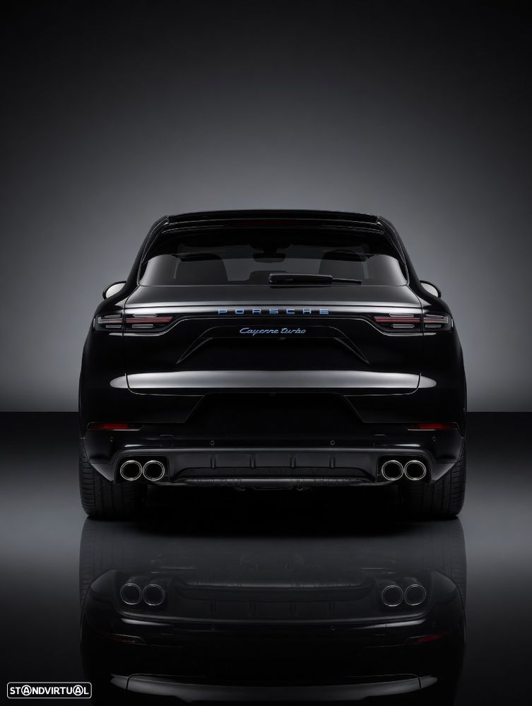 Porsche Cayenne Turbo - 2