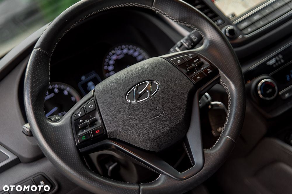 Hyundai Tucson 1.6 GDI BlueDrive GO 2WD - 18