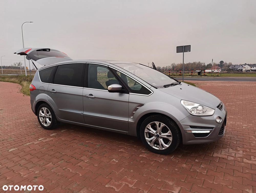 Ford S-Max - 8