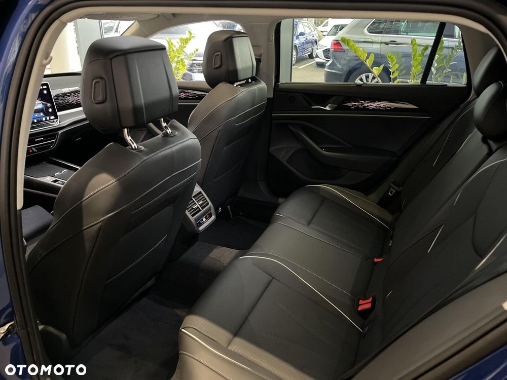 Volkswagen Passat - 24