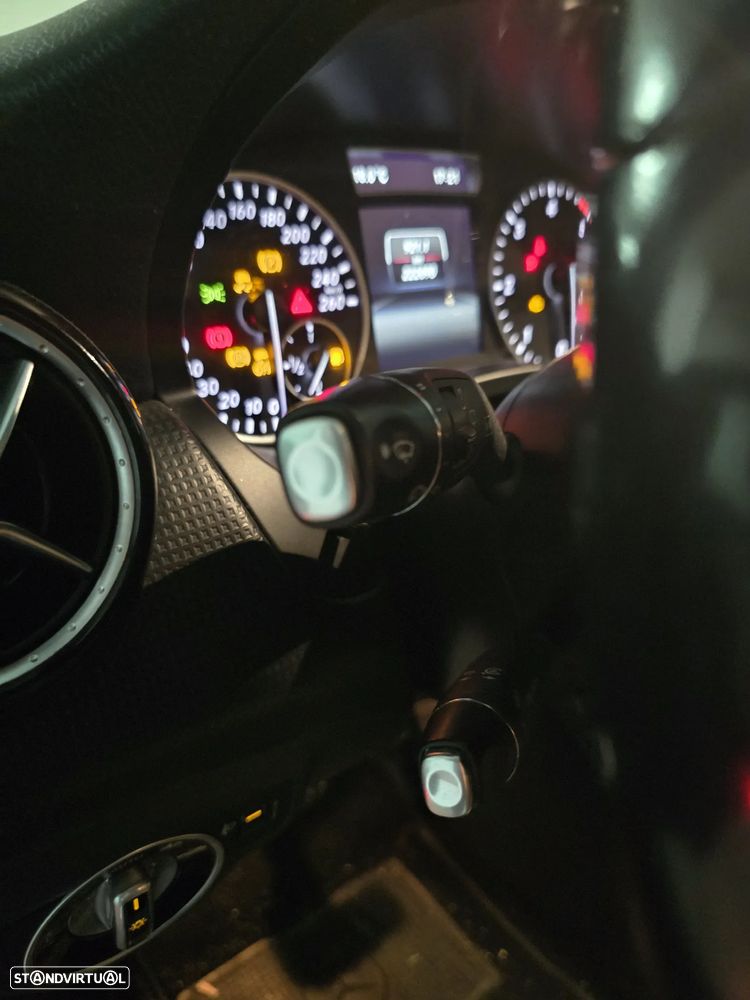 Mercedes-Benz A 180 CDI (BlueEFFICIENCY) - 28