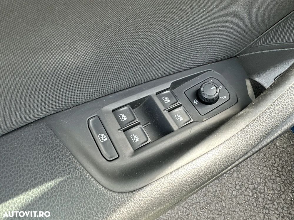 Volkswagen Passat - 15