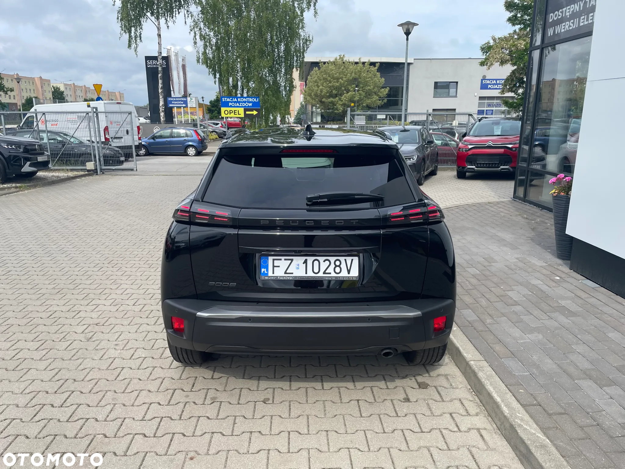 Peugeot 2008 PureTech 100 Allure S&S BVM6 - 4