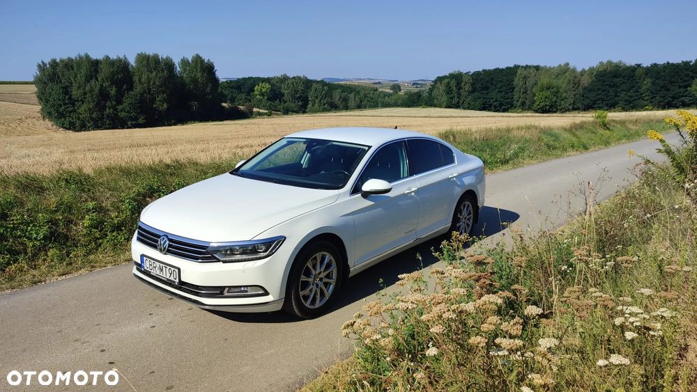 Volkswagen Passat 1.8 TSI BMT Highline - 34
