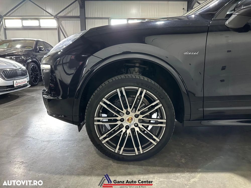 Porsche Cayenne Platinum Edition - 29