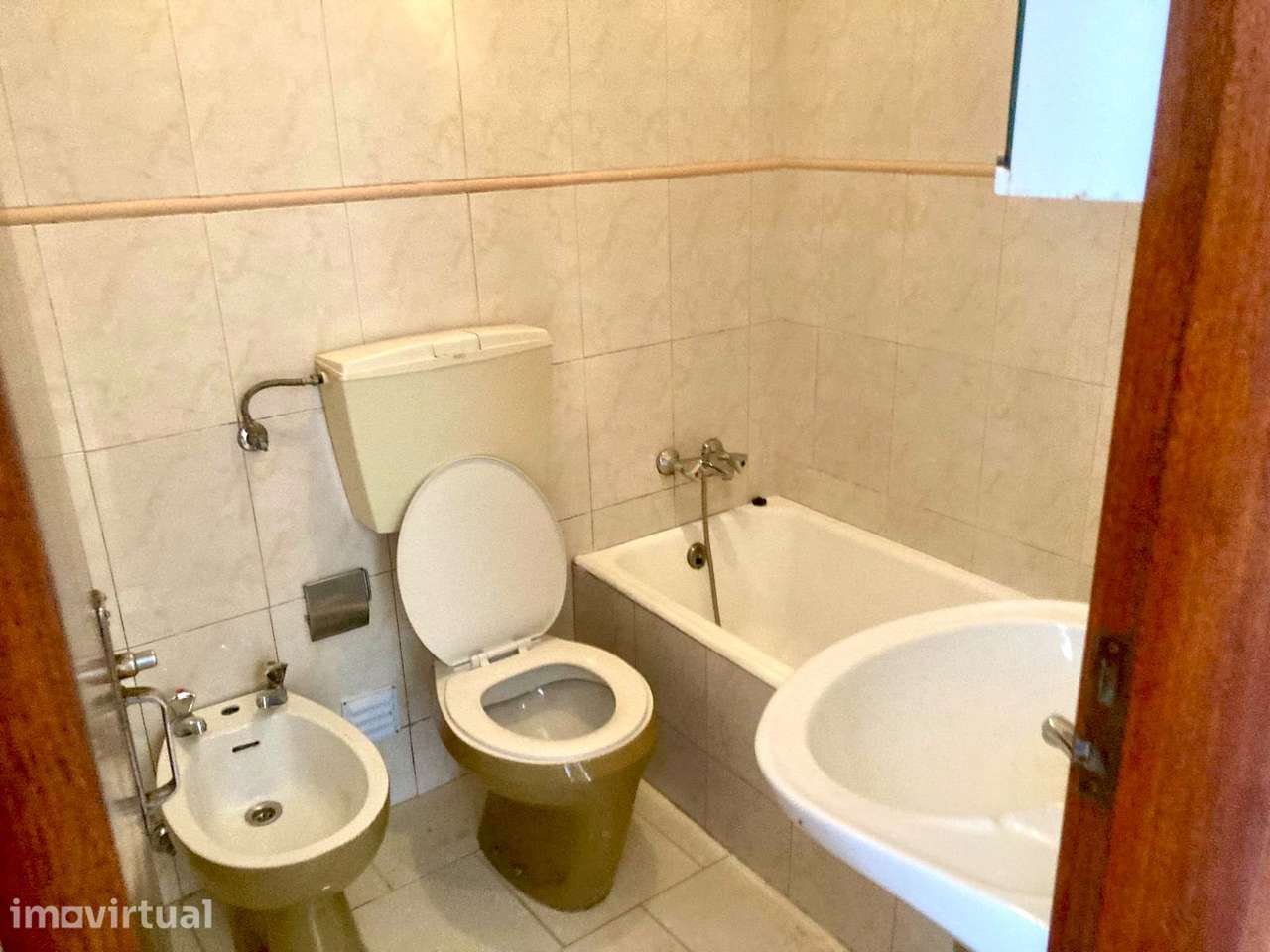 Apartamento T1 situado no centro das Caldas da Rainha perto do CCC - Grande imagem: 4/7