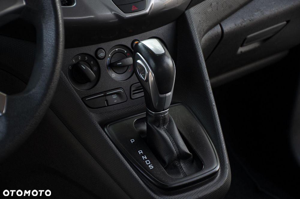 Ford Transit Connect - 29