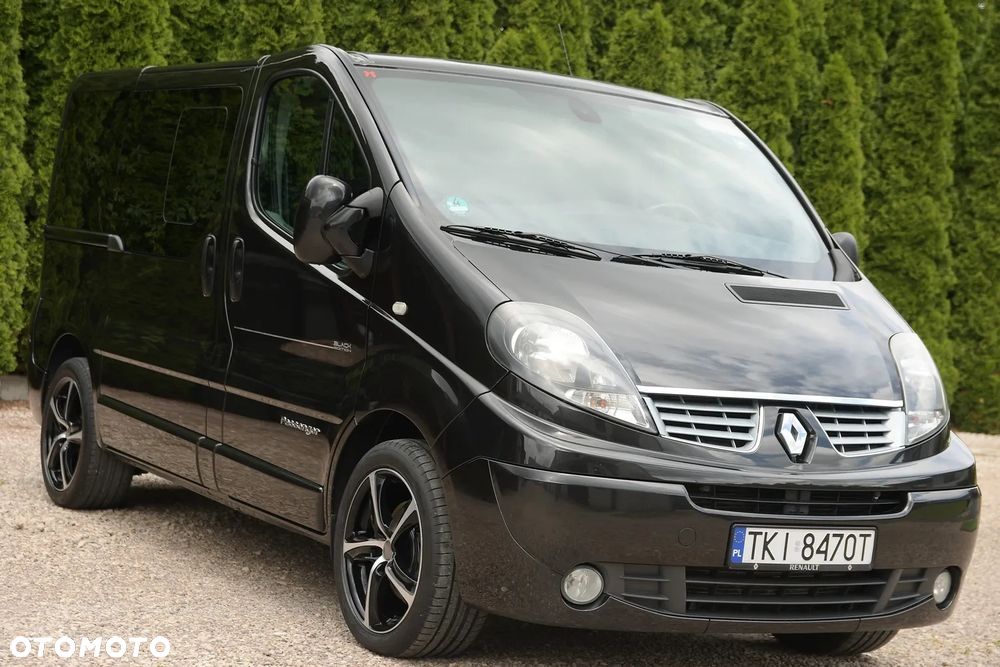 Renault Trafic FAP Passenger Black Edition - 11