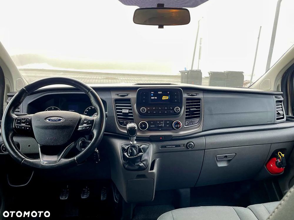 Ford Transit Custom - 19