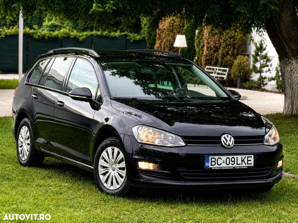 Volkswagen Golf - 2