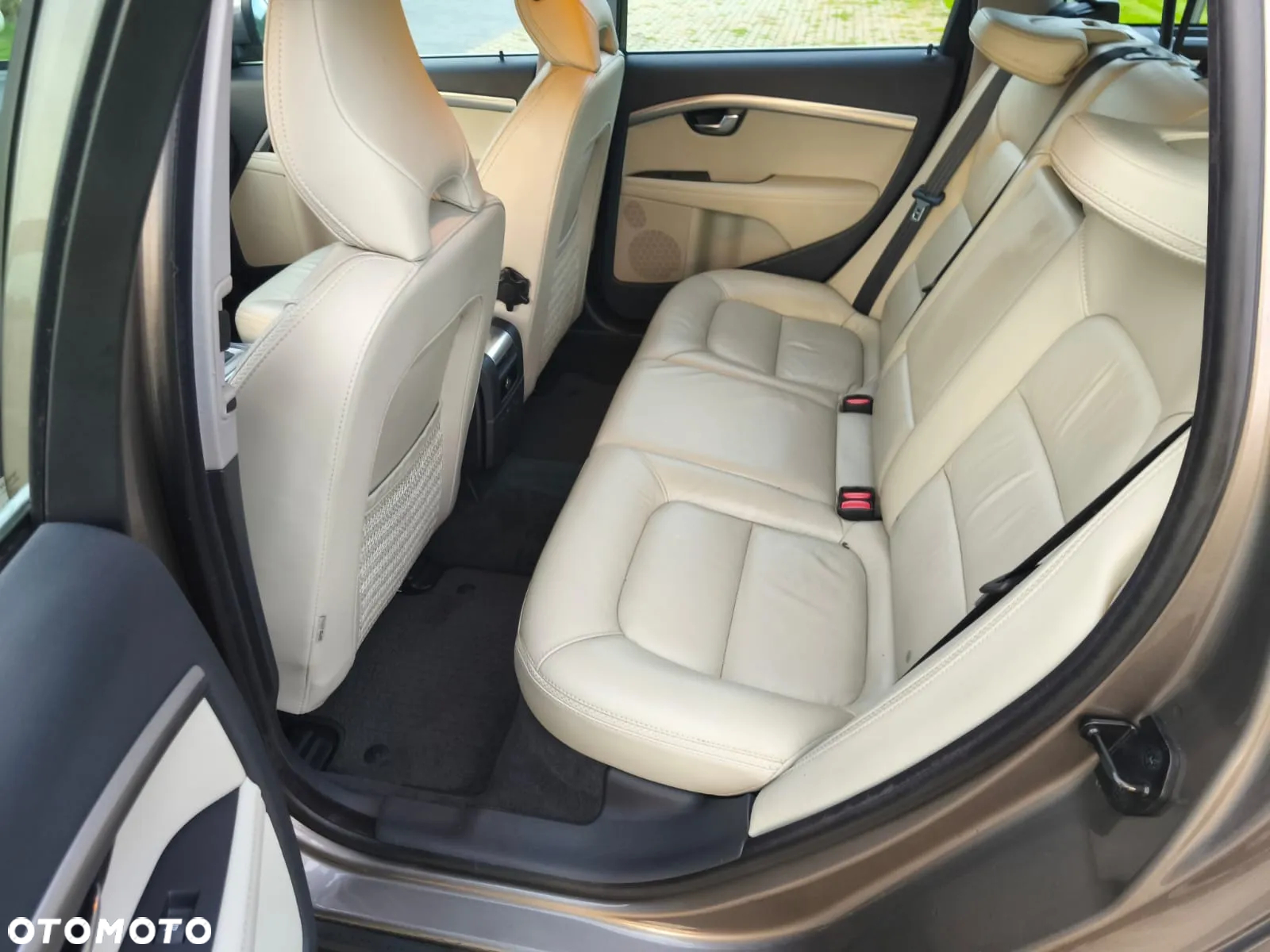 Volvo XC 70 D4 Summum - 21