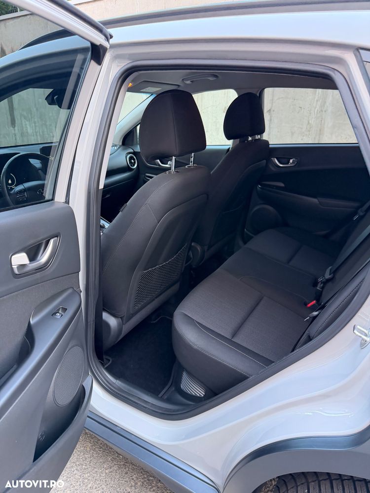 Hyundai KONA 1.6 GDI 141 CP 2WD 6DCT Luxury - 15
