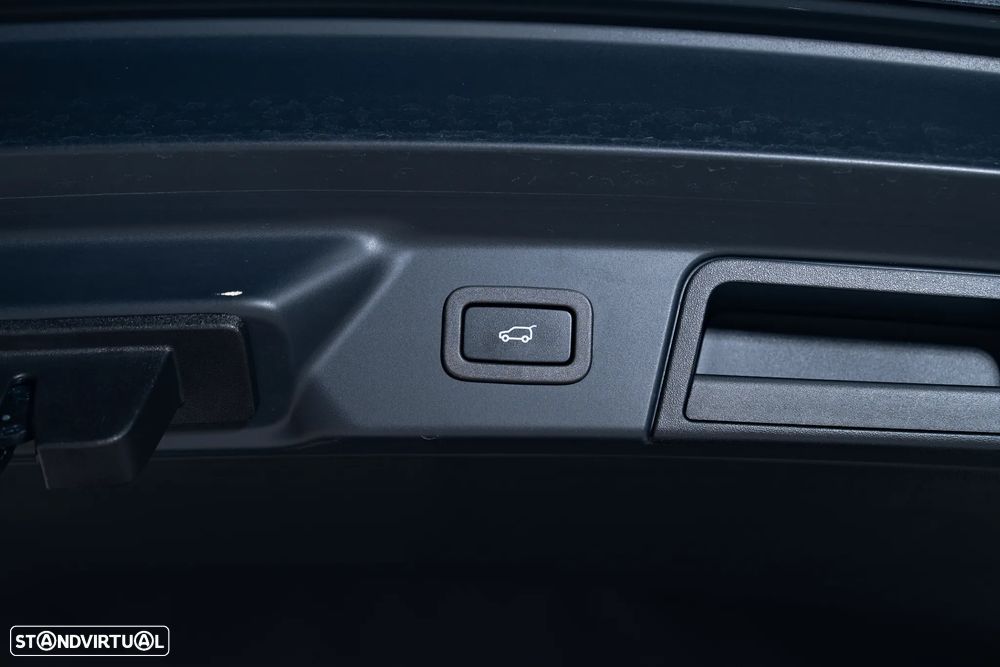 Land Rover Range Rover Velar P400e - 13