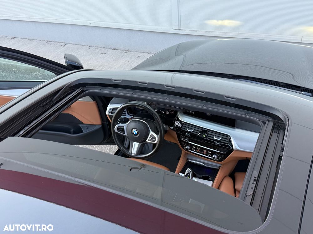 BMW Seria 5 520d xDrive AT MHEV - 16