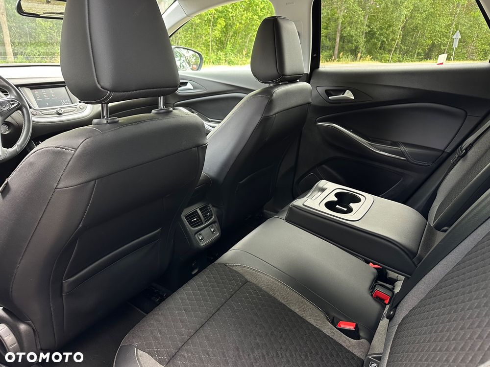 Opel Grandland X - 13