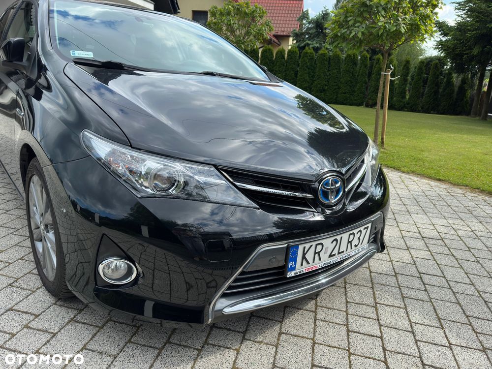 Toyota Auris 1.8 HSD Luna - 1