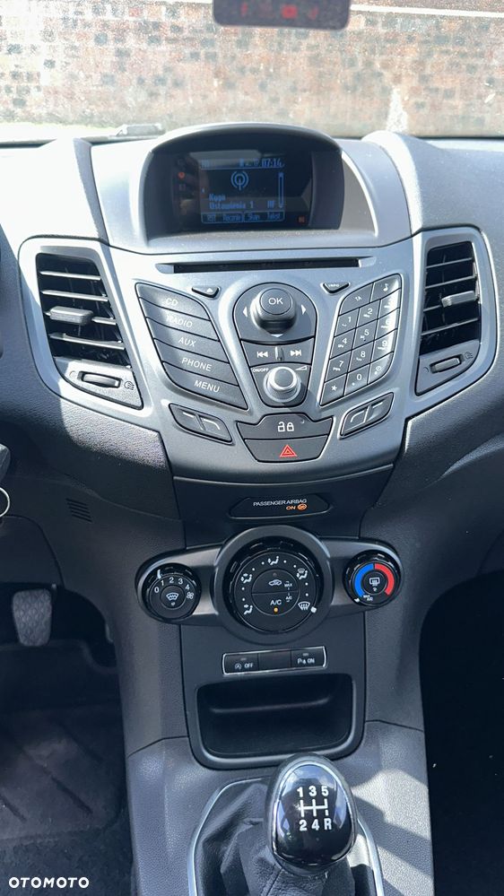 Ford Fiesta - 6
