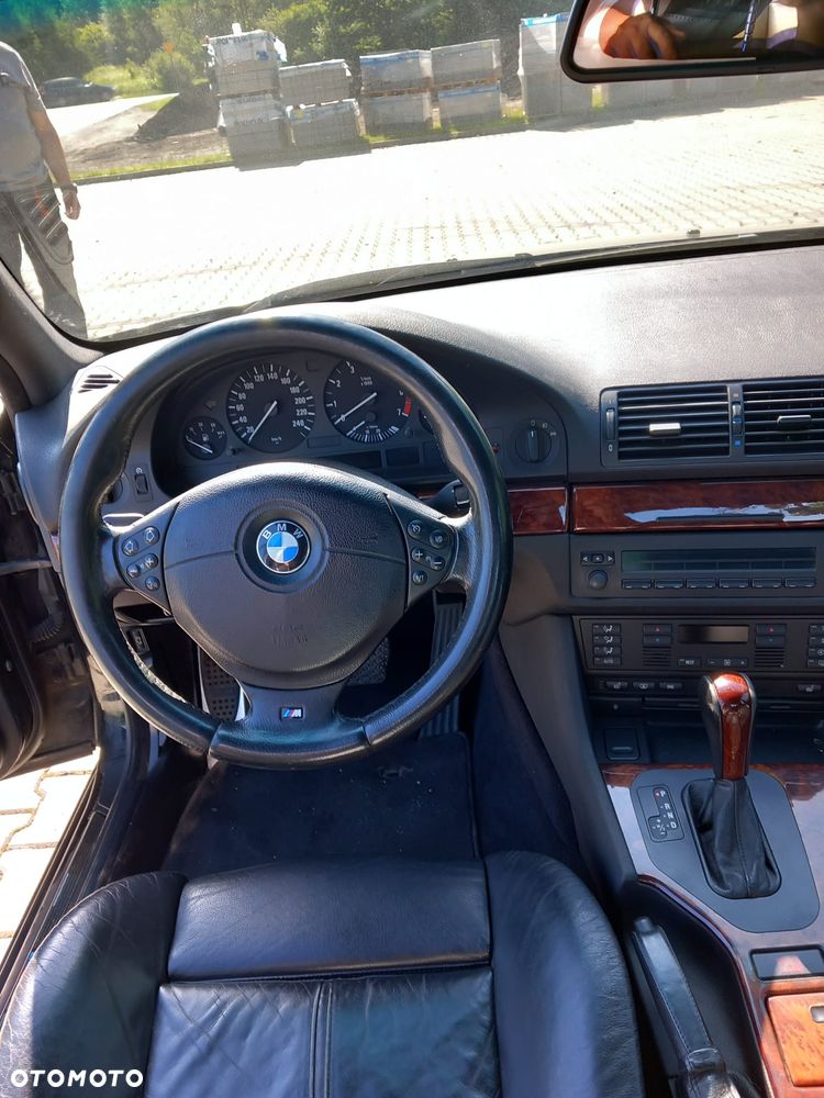 BMW Seria 5 - 29