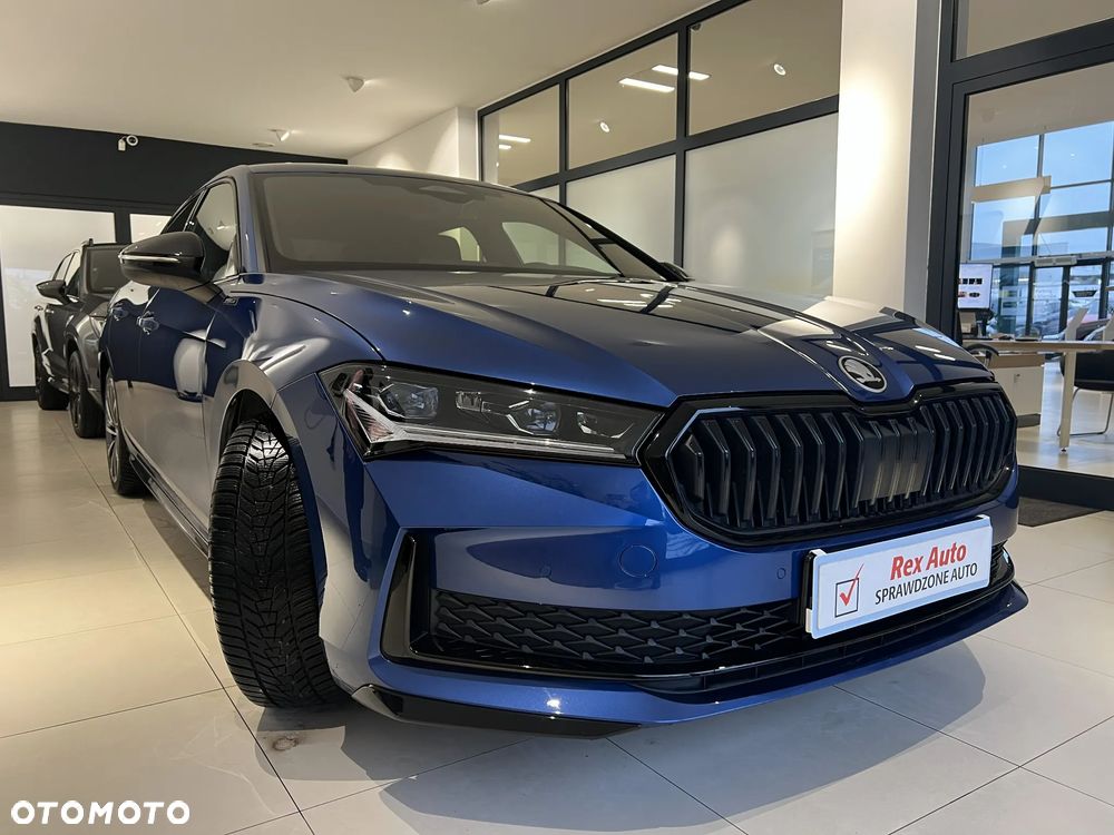 Skoda Superb 2.0 TDI SCR 4x4 Sportline DSG - 3